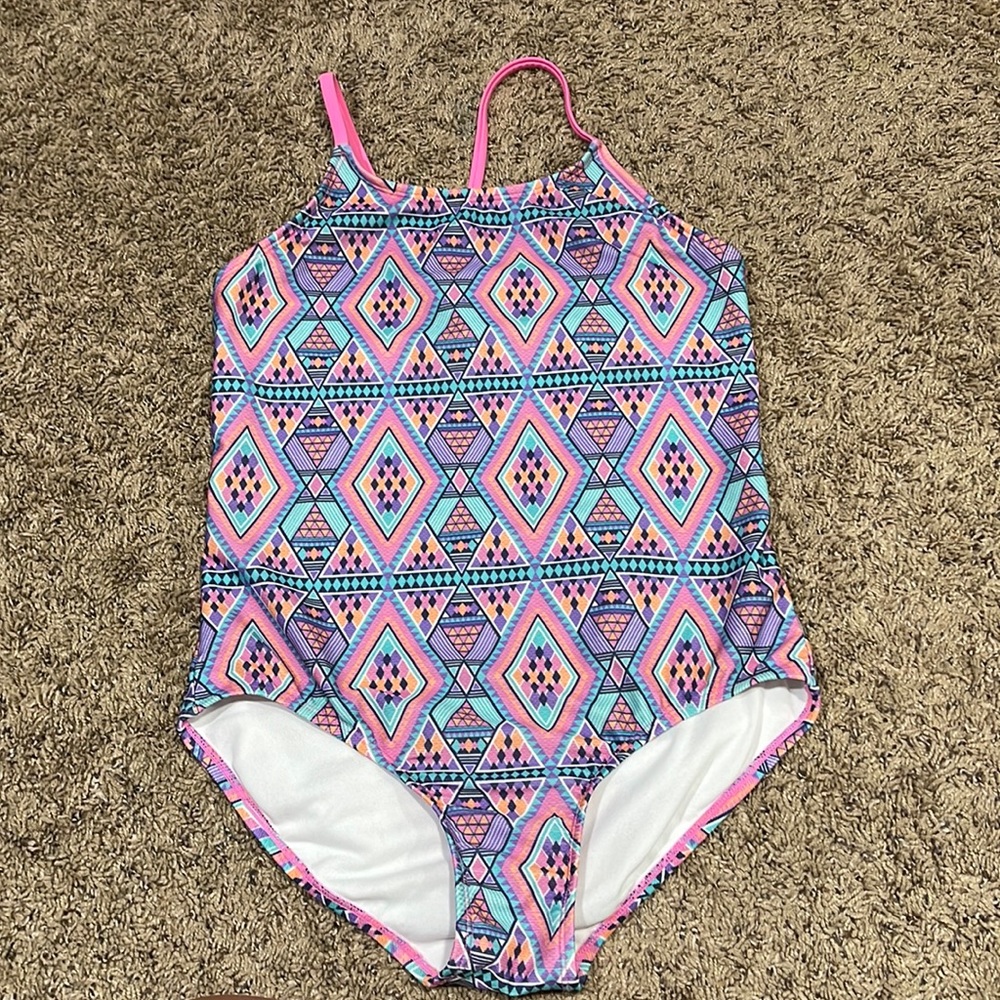 Art Class GIRL New Without Tag Swimsuit Size L (10/12) PLUS